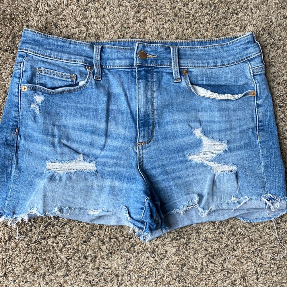 Universal Thread high rise midi shorts